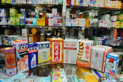 香港購(gòu)物推薦:選購(gòu)物美價(jià)廉藥品日用護(hù)膚品必到南華藥房